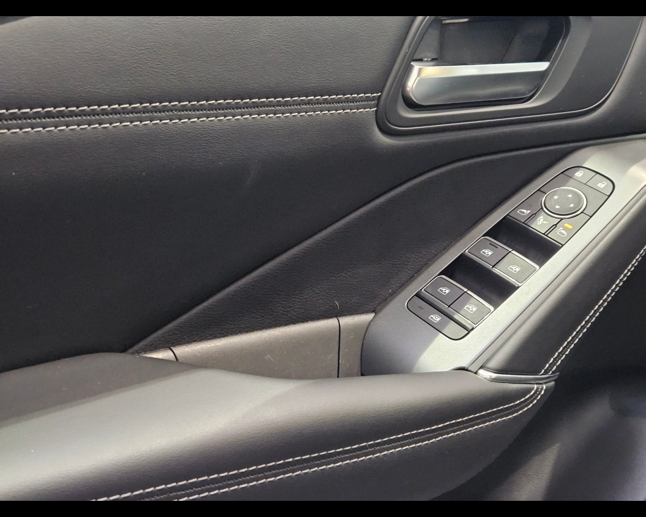 NISSAN Qashqai 1.3 mhev N-Connecta 2wd 158cv xtronic Ibrida usato - 19