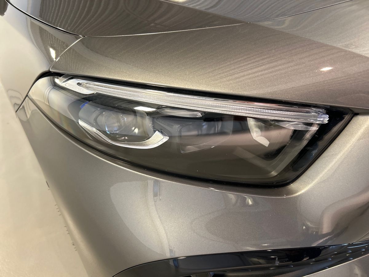 Mercedes  Classe A 180 D Advanced Plus AMG Line 8G-DCT - 7