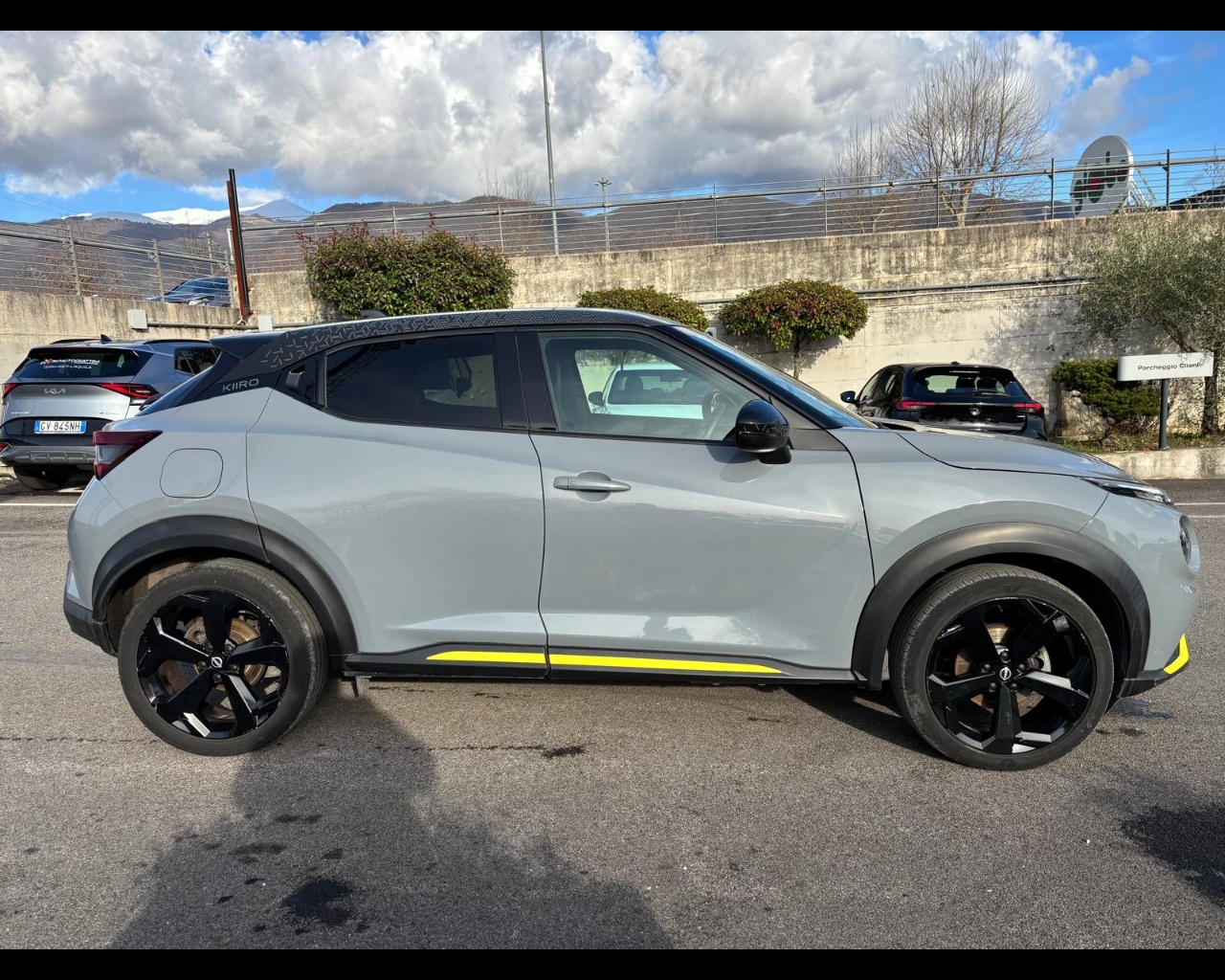 Foto NISSAN Juke 1.0 dig-t Kiiro 114cv
