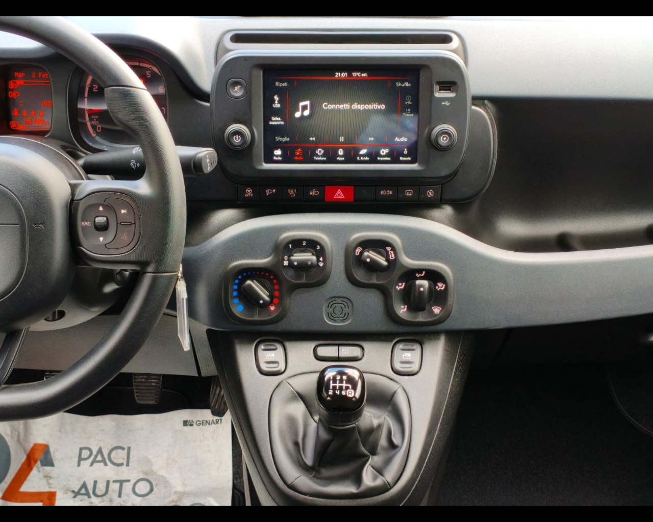 Foto FIAT Panda 1.0 firefly hybrid Cross s&s 70cv 5p.ti