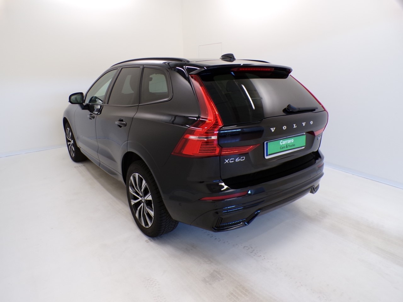 Volvo XC60 XC60 2.0 B4 Plus Dark AWD automatico - 8