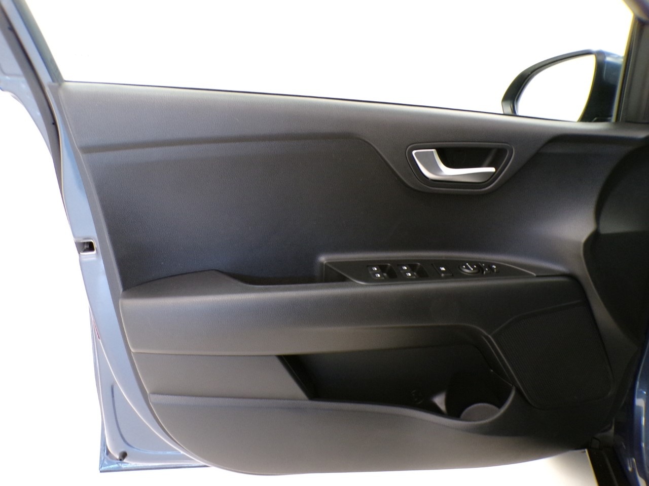 Kia Stonic Stonic 1.0 T-GDi MHEV 100cv Style Navi Pack MT - 10