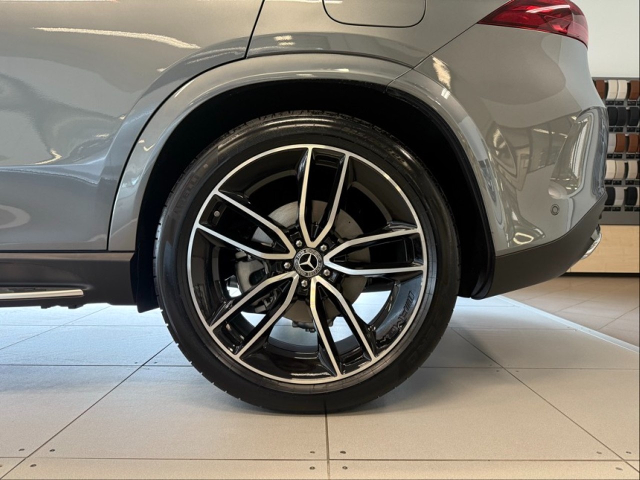 Mercedes GLE GLE 350 de Plug-In Hybrid 4Matic AMG Line PREMIUM - 5
