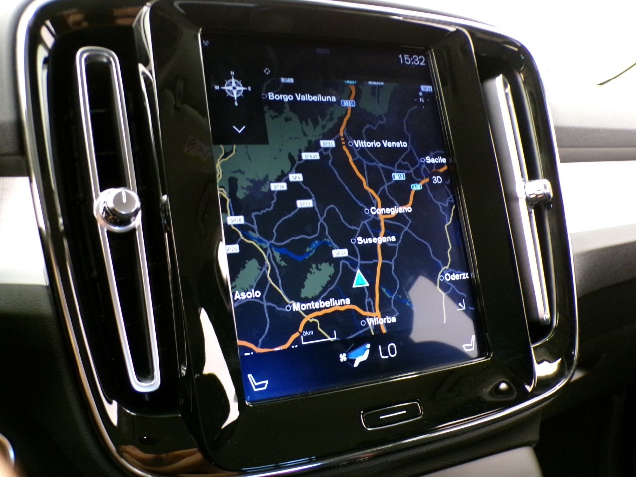 Volvo XC40 XC40 1.5 T3 Momentum Geartronic - 19