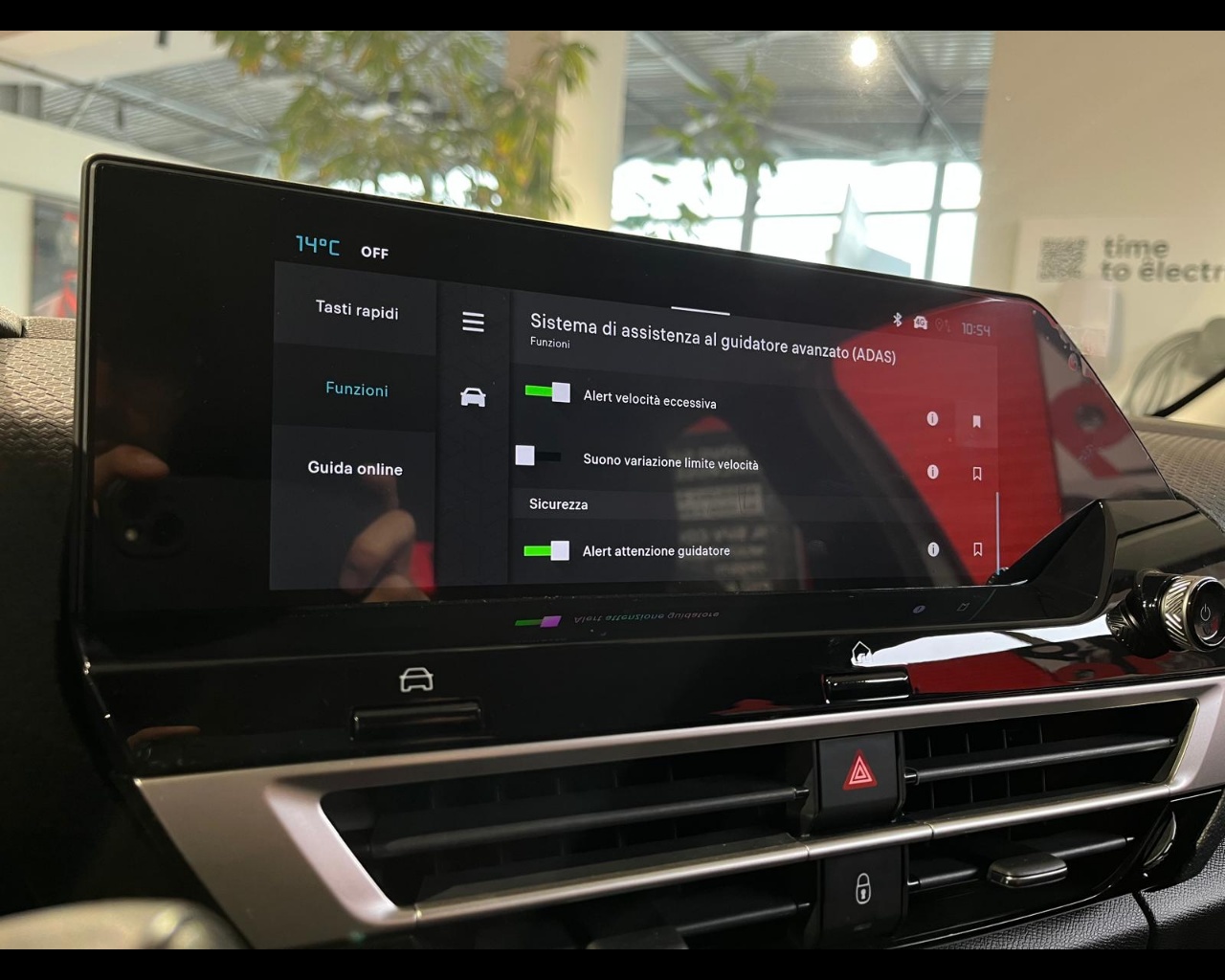 Foto CITROEN C4 1.2 puretech Plus s&s 130cv eat8