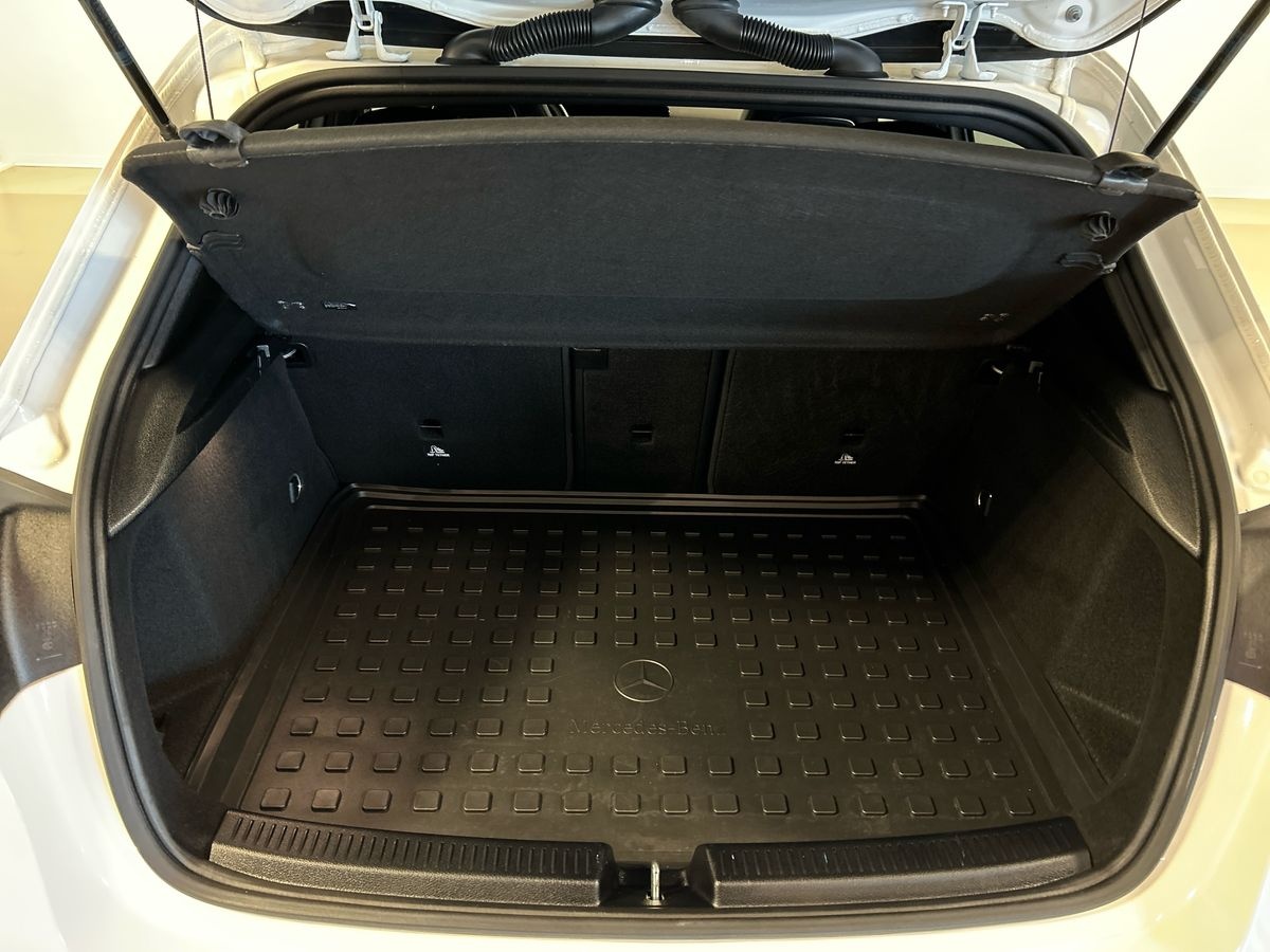 Mercedes Classe A Classe A 220 D Premium 8G-DCT - 6