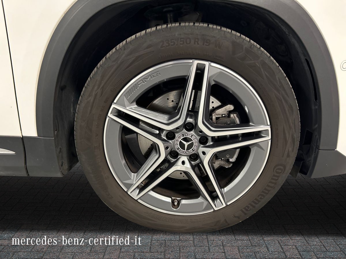 Mercedes GLA GLA 200 D Premium 4Matic 8G-DCT - 17