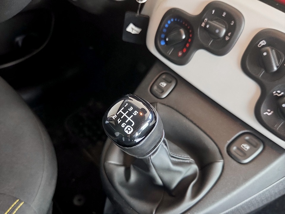FIAT Panda Pandina 1.0 firefly hybrid s&s 70cv Ibrida usato - 15