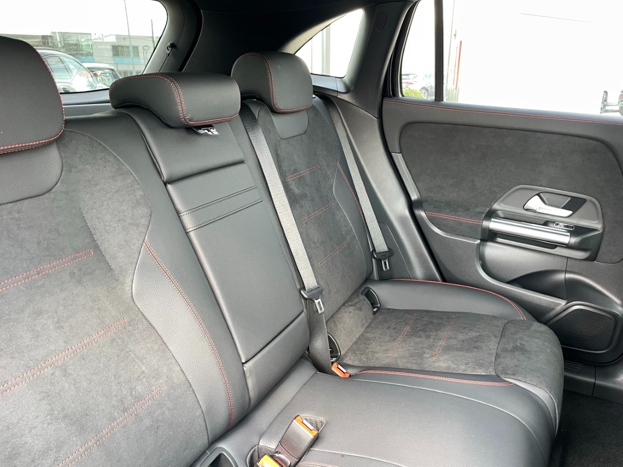 Mercedes EQA EQA 250+ AMG Line Advanced - 14