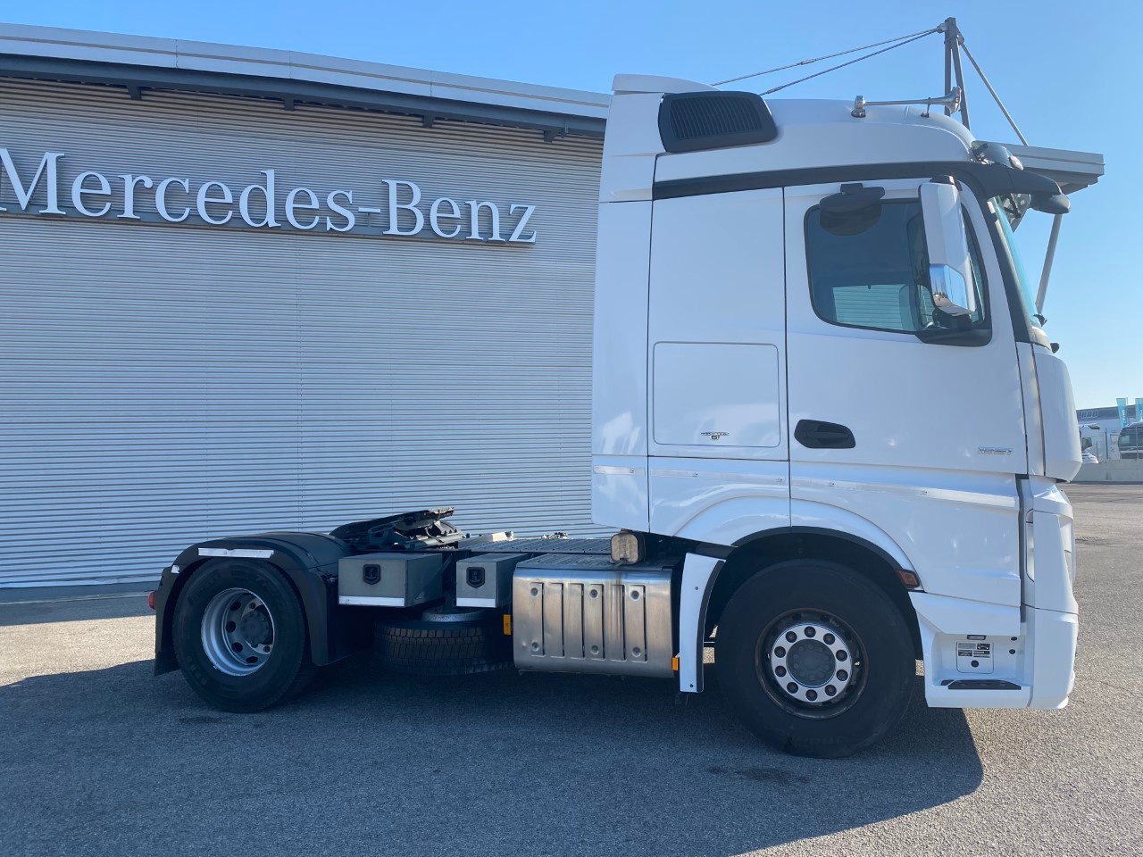 Mercedes Actros actros 1851 LS flat cab. Str.Sp. 2,5 EuroVI(E5) - 2