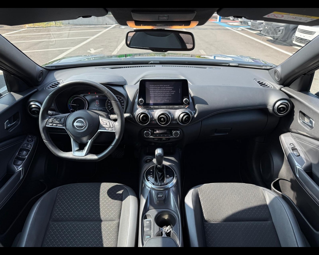 Foto NISSAN Juke 1.6 hev N-Connecta
