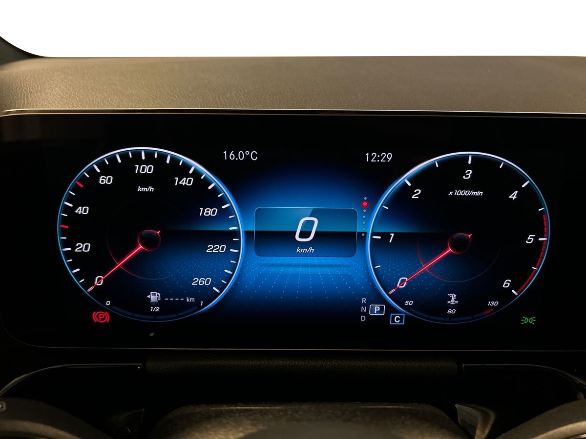 Mercedes GLA GLA 200 D Sport 4Matic 8G-DCT - 13