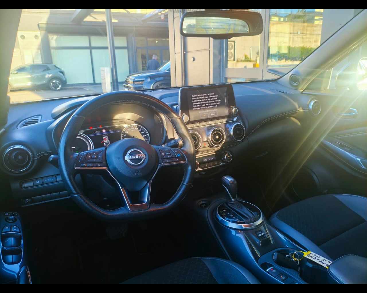 Foto NISSAN Juke 1.6 hev N-Design