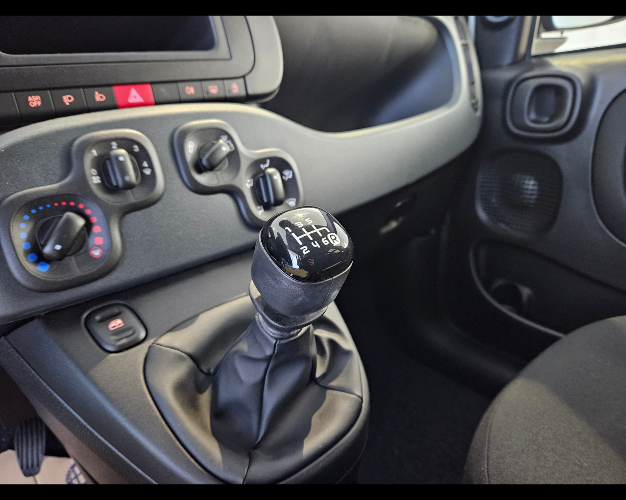 FIAT Panda Van Series 9 Panda 1.0 Hybrid S&S 70cv E6.4 – 2 Posti Ibrido benzina Aziendale - 10