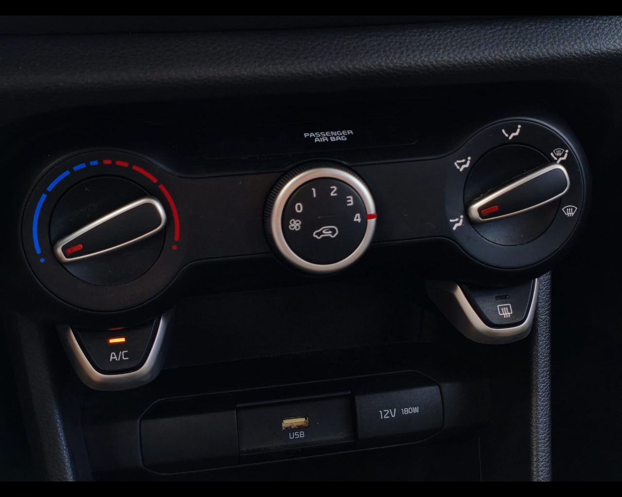 Foto KIA Picanto 1.0 dpi Style