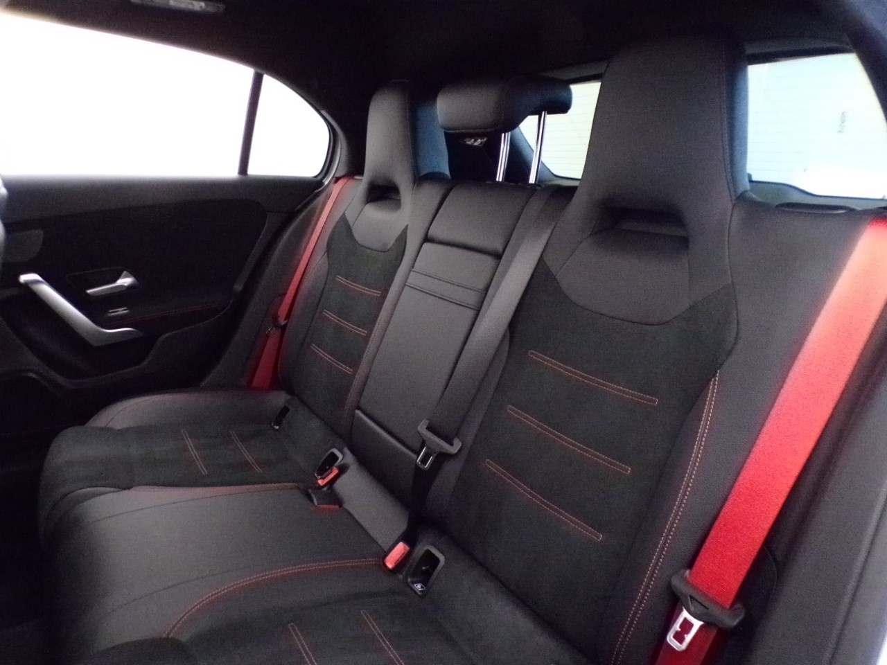 Mercedes-AMG Classe A Classe A AMG 35 AMG Line Premium 4Matic Speedshift DCT AMG 8G - 14