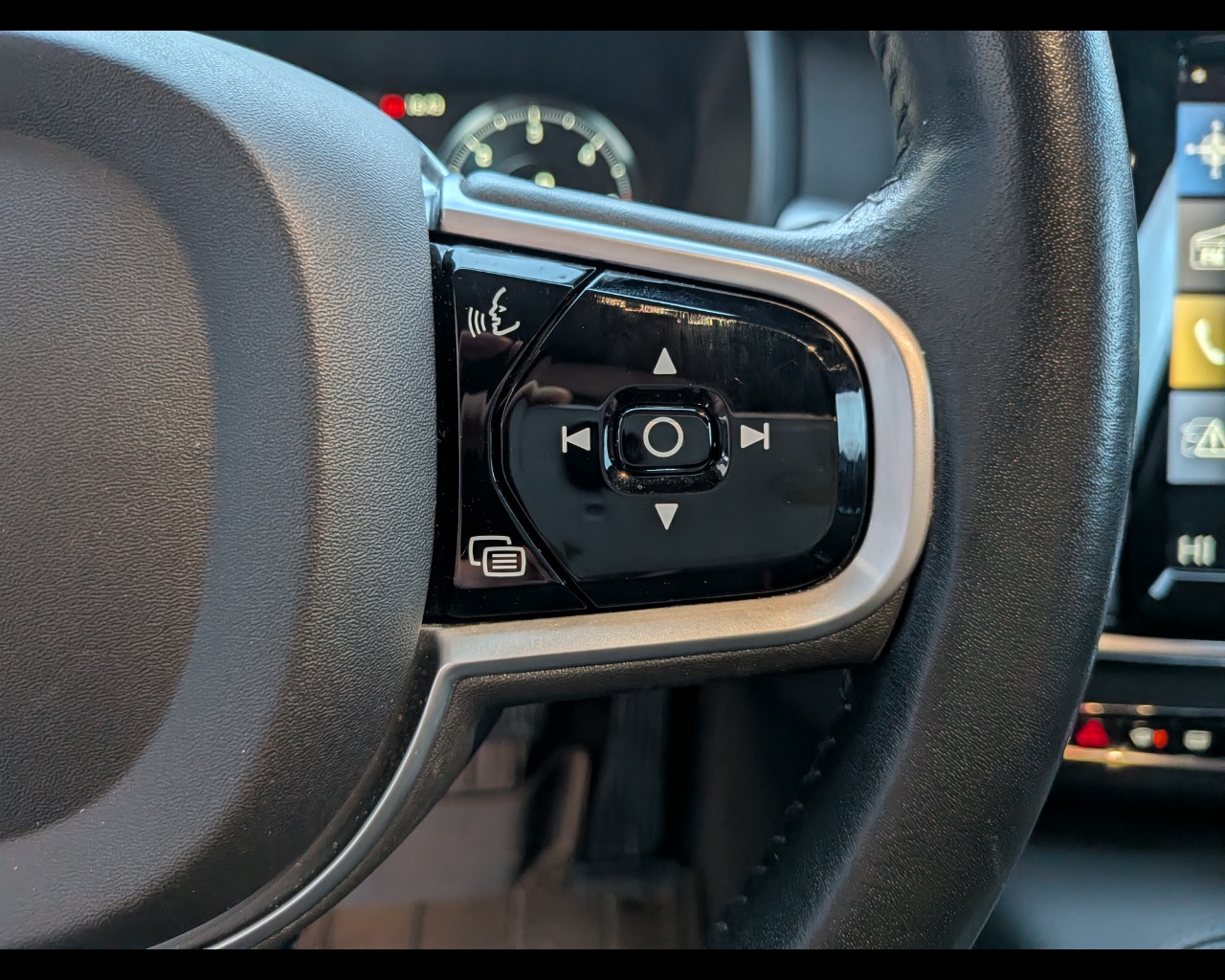 Foto VOLVO V90 2.0 d4 Business geartronic