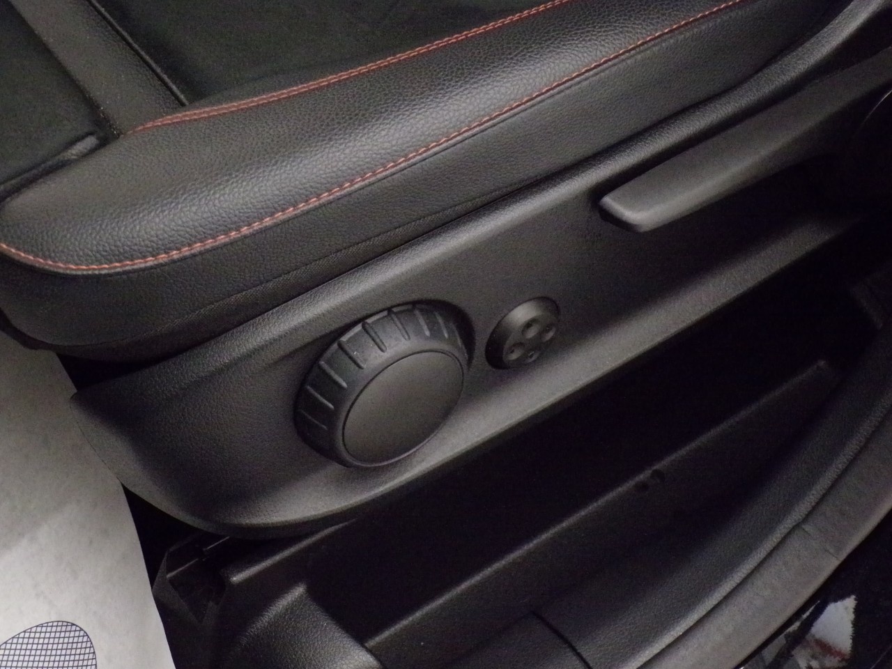 Mercedes  GLA 200 D AMG Line Advanced Plus 8G-DCT - 12