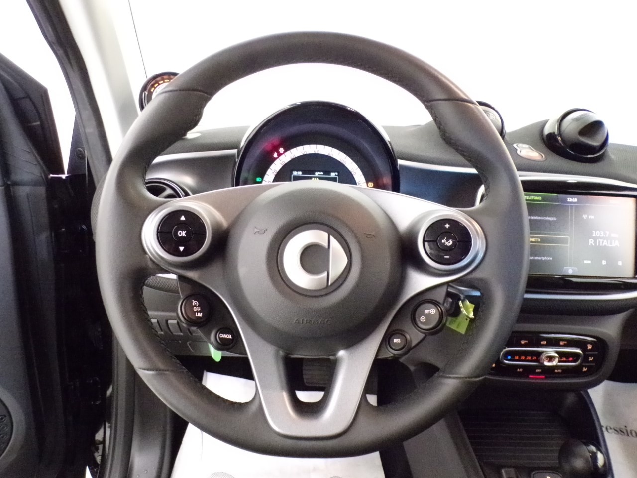smart fortwo fortwo 4,6kW EQ Passion - 14