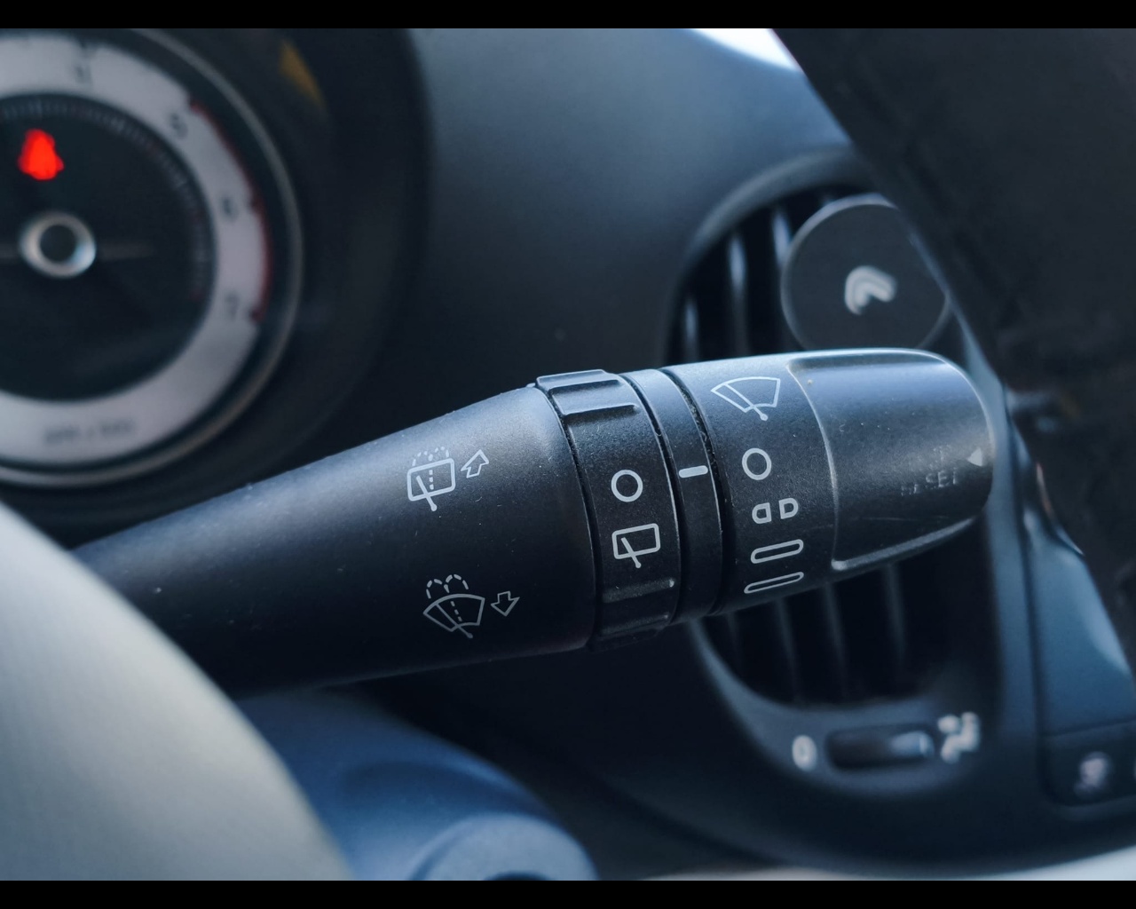 Foto FIAT 500L 1.3 mjt Pop Star 85cv