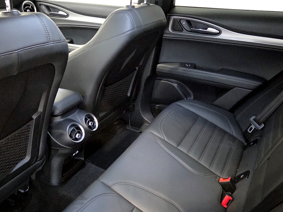 ALFA ROMEO Stelvio 2.2 t Veloce Q4 210cv auto Diesel usato - 16