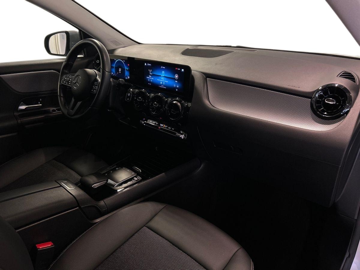 Mercedes GLA GLA 180 D Business Extra 8G-DCT - 15