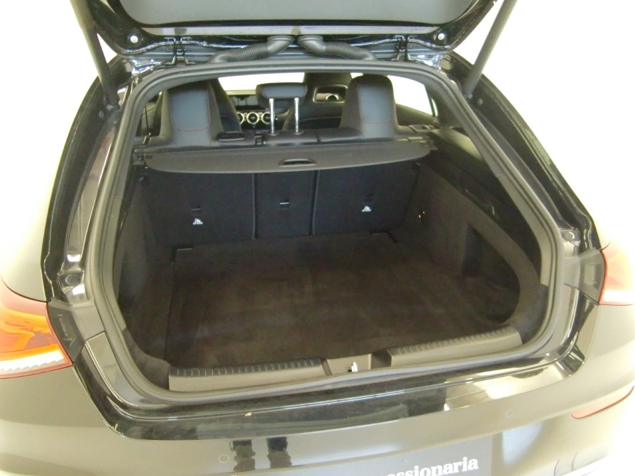 Mercedes CLA Shooting Brake CLA Shooting Brake 200 D Premium 8G-DCT - 9