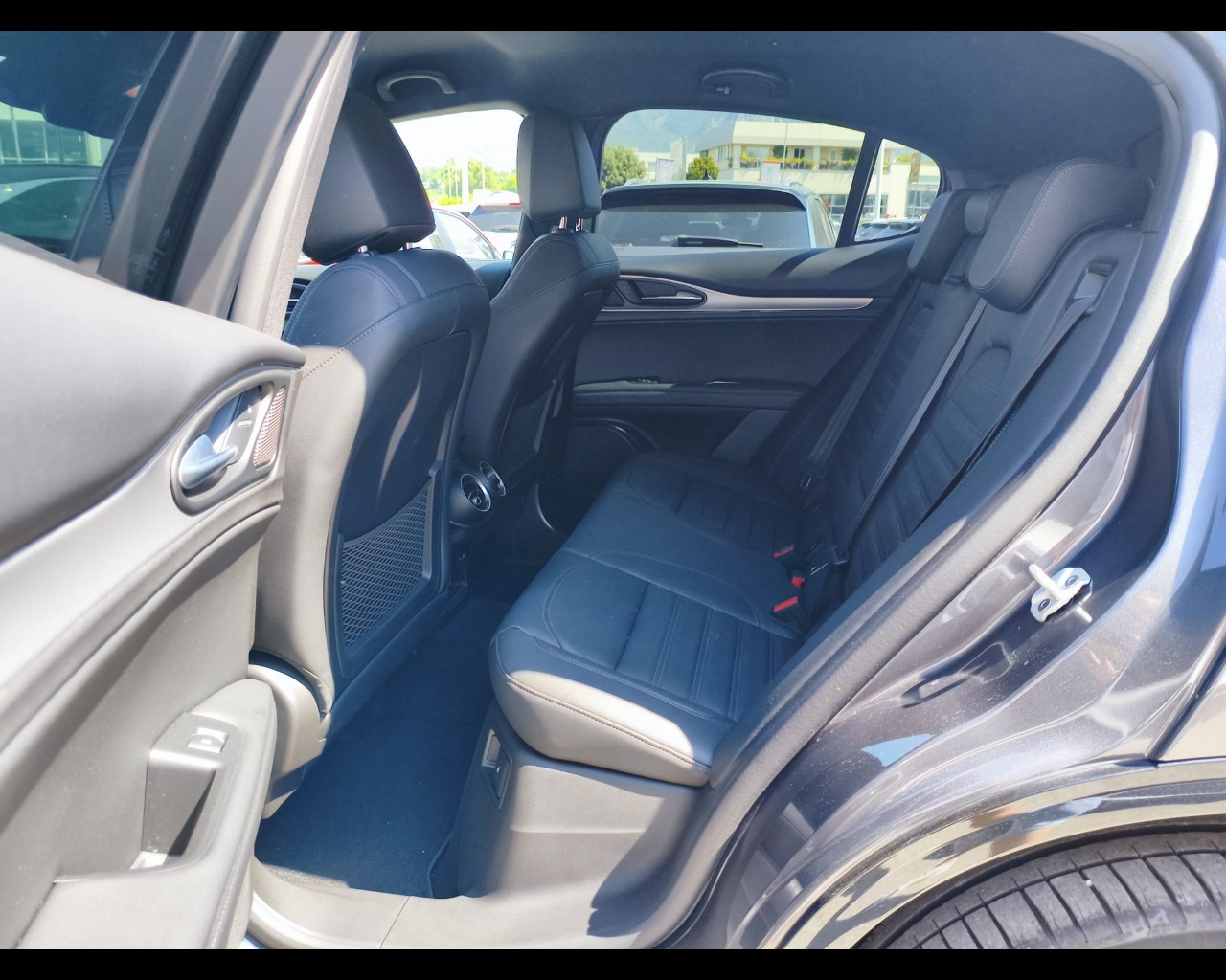 Foto ALFA ROMEO Stelvio 2.2 t Veloce Q4 210cv auto