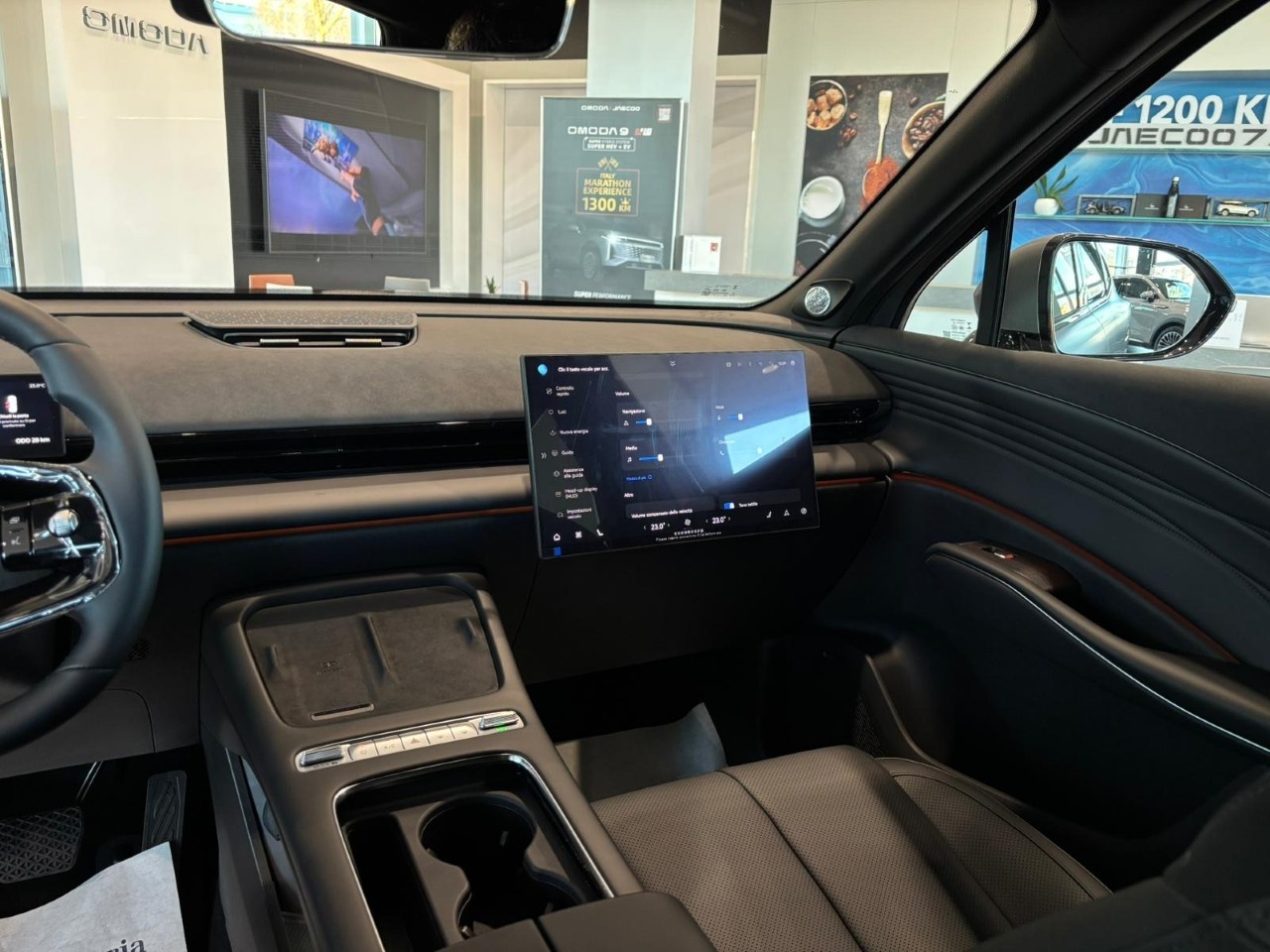 Omoda OMODA 7 PHEV 1.5TGDI Premium - 7