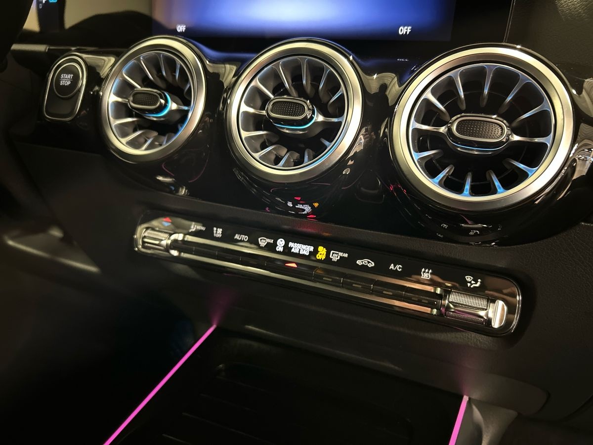 Mercedes  EQA 250+ Progressive - 14