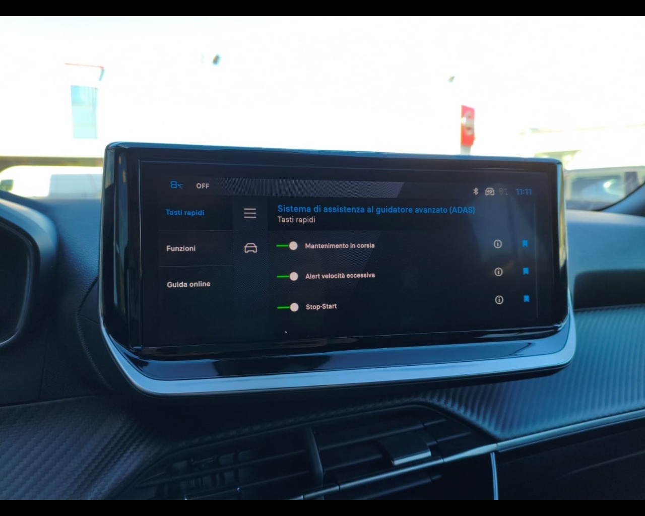 Foto PEUGEOT 2008 1.2 puretech Allure s&s 130cv eat8