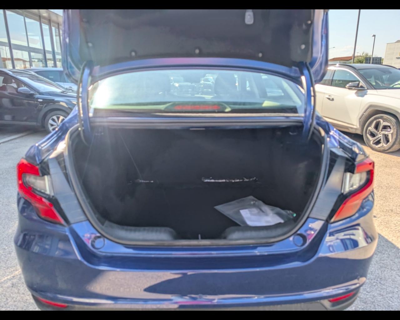 Foto FIAT TIPO SEDAN 1,6 130 CV 