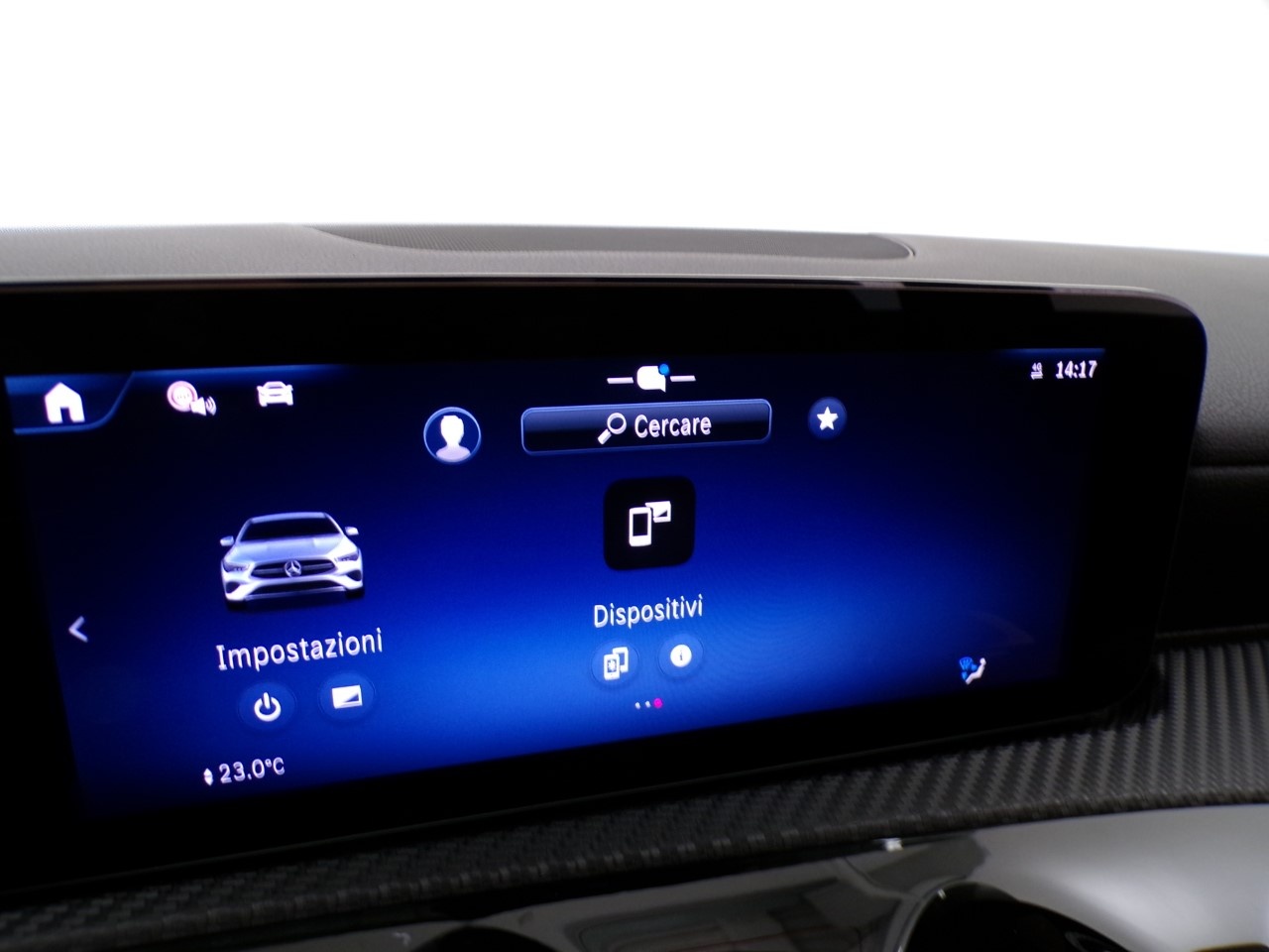 Mercedes  CLA Shooting Brake 180 D Advanced 8G-DCT - 19