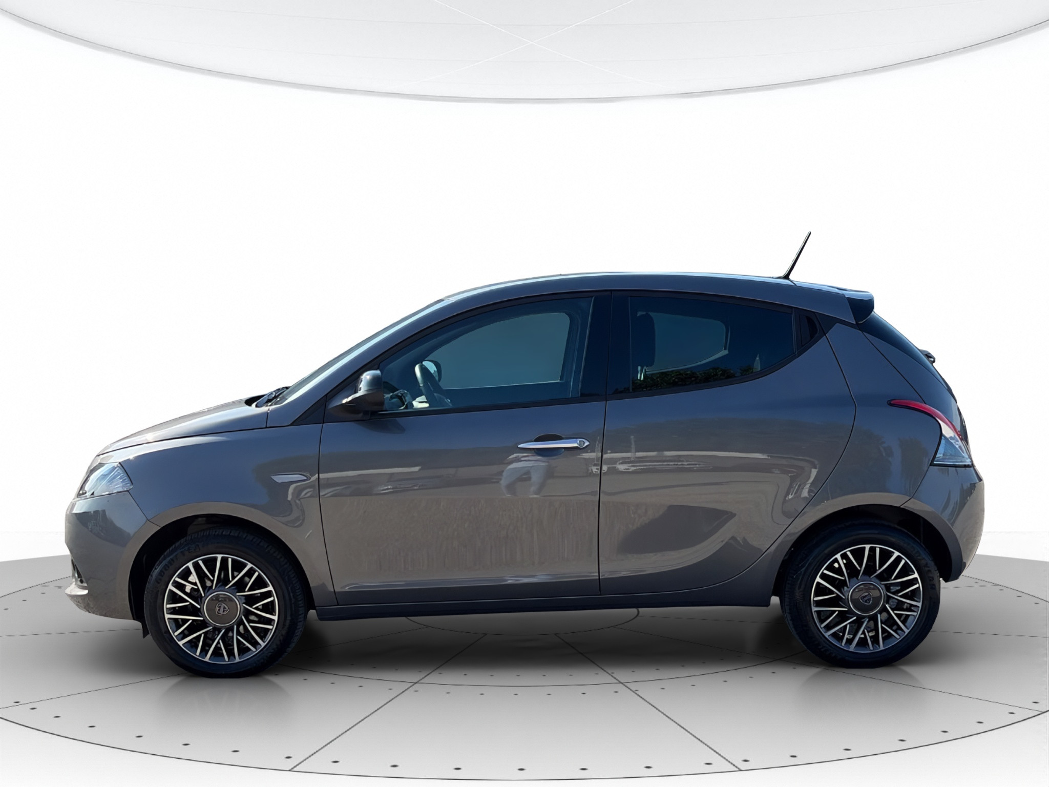 Lancia Ypsilon Usato 2023 Ypsilon Mestre