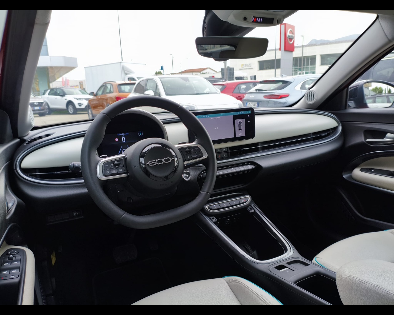 Foto FIAT 600 1.2 hybrid La Prima 110cv auto