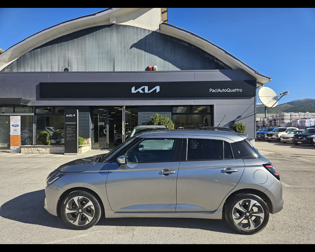 Foto SUZUKI Swift 1.2h Top 2wd