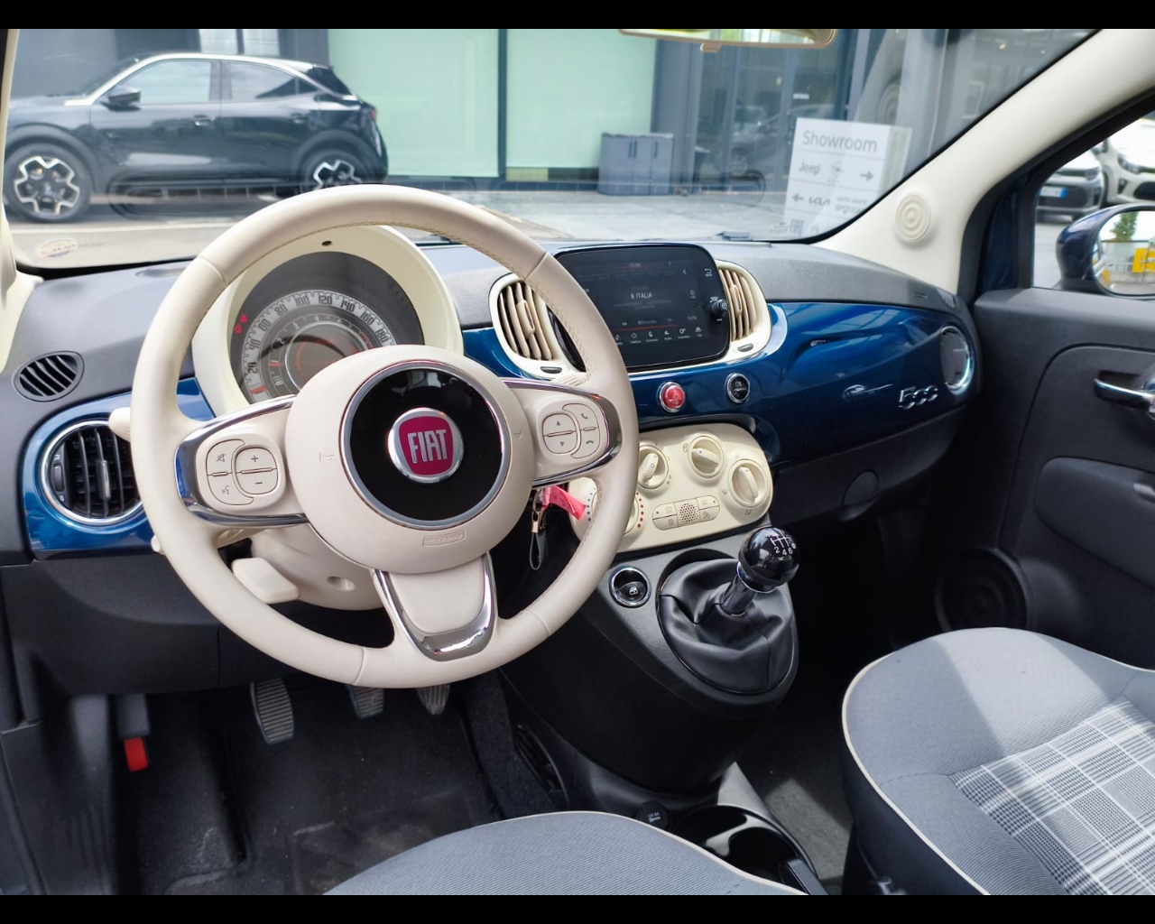 Foto FIAT 500 1.0 hybrid Lounge 70cv