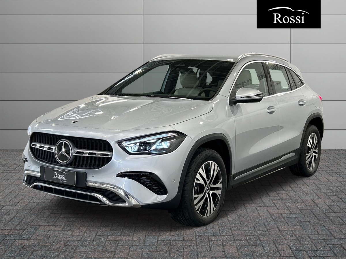 Mercedes-Benz GLA 200 d automatic