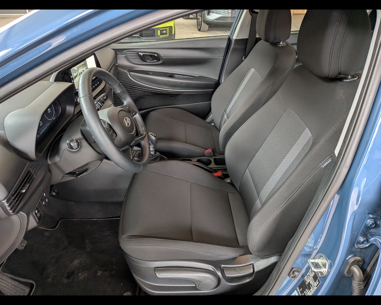 Foto HYUNDAI I20 PE MY25 1.0T MT CONNECTLINE