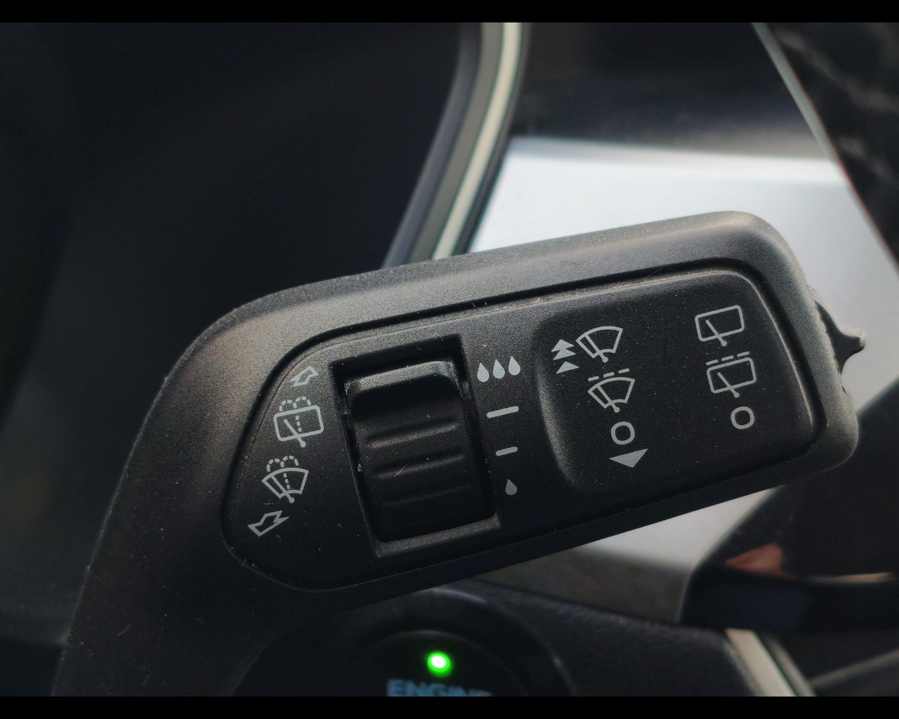 Foto FORD Kuga 1.5 ecoblue Titanium Business 2wd 120cv auto