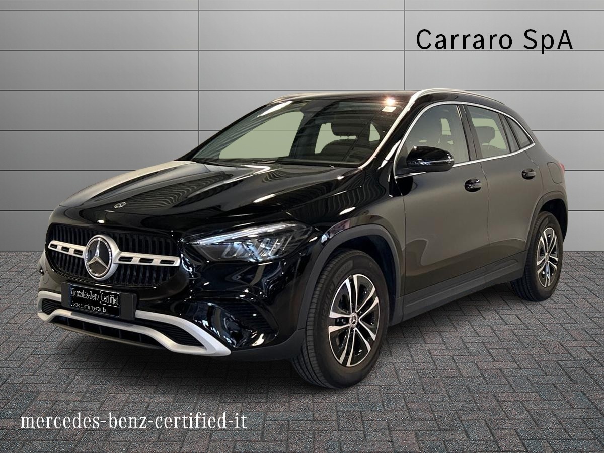 Mercedes  GLA 180 D Executive 8G-DCT