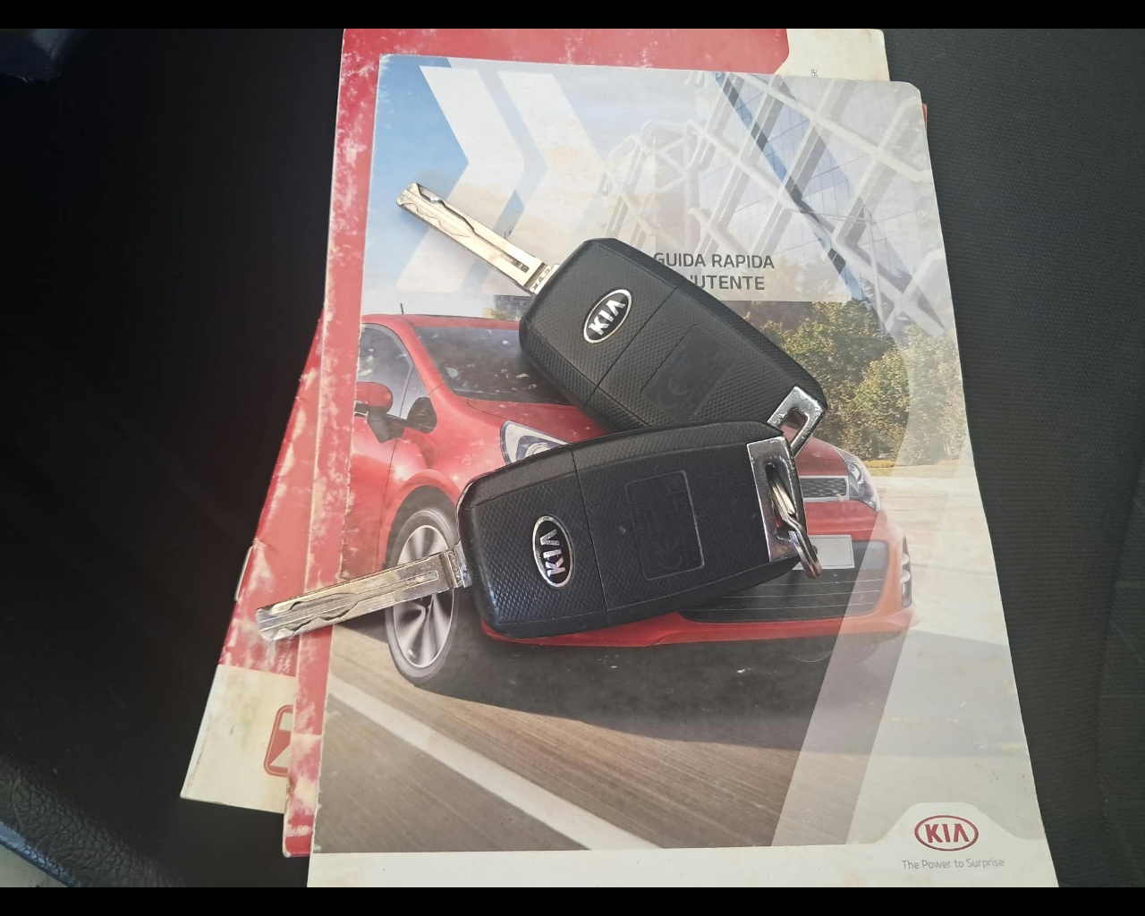 Foto KIA Rio 5p 1.1 crdi Active E6