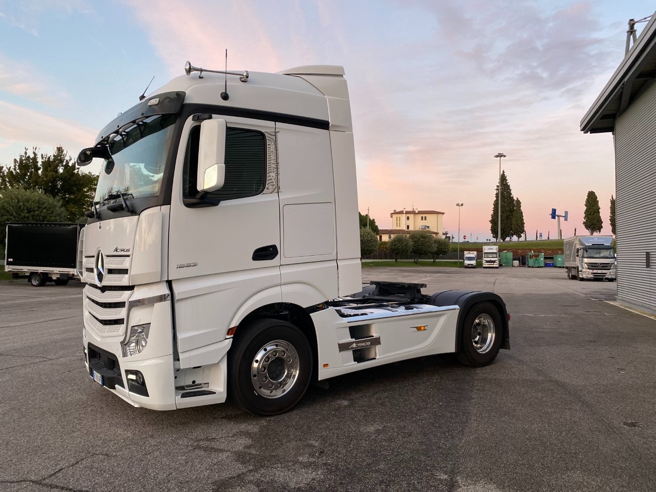 Mercedes Actros actros 1853 LS flat cab. Str.Sp.2,5 Euro VI - 4
