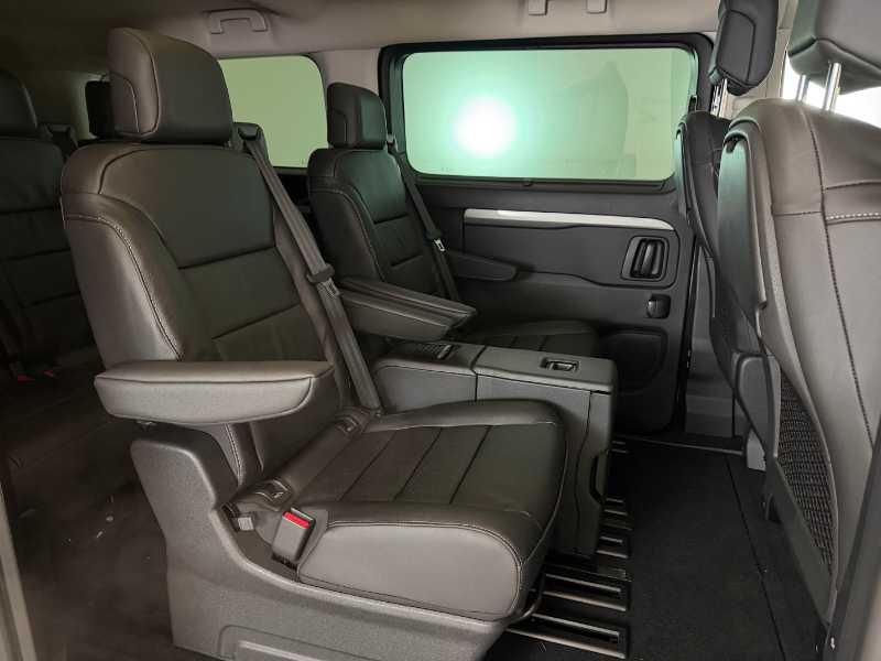 Nuovo Traveller - Bhdi 180 Eat8 Business Vip Long