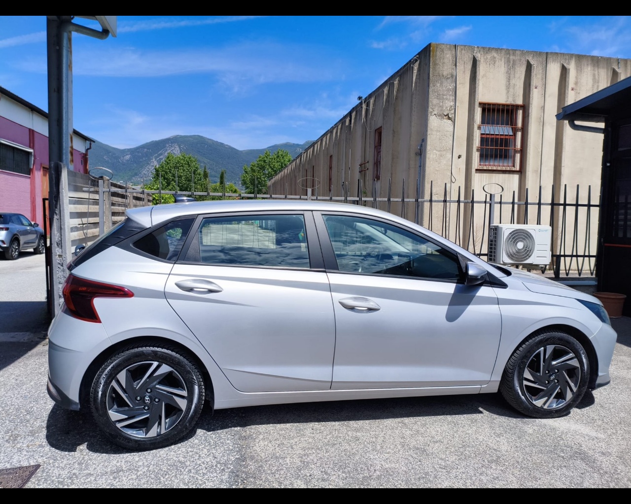 Foto HYUNDAI i20 1.2 mpi Connectline