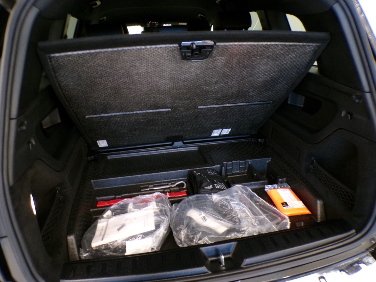 Mercedes  EQB 250 Premium - 10