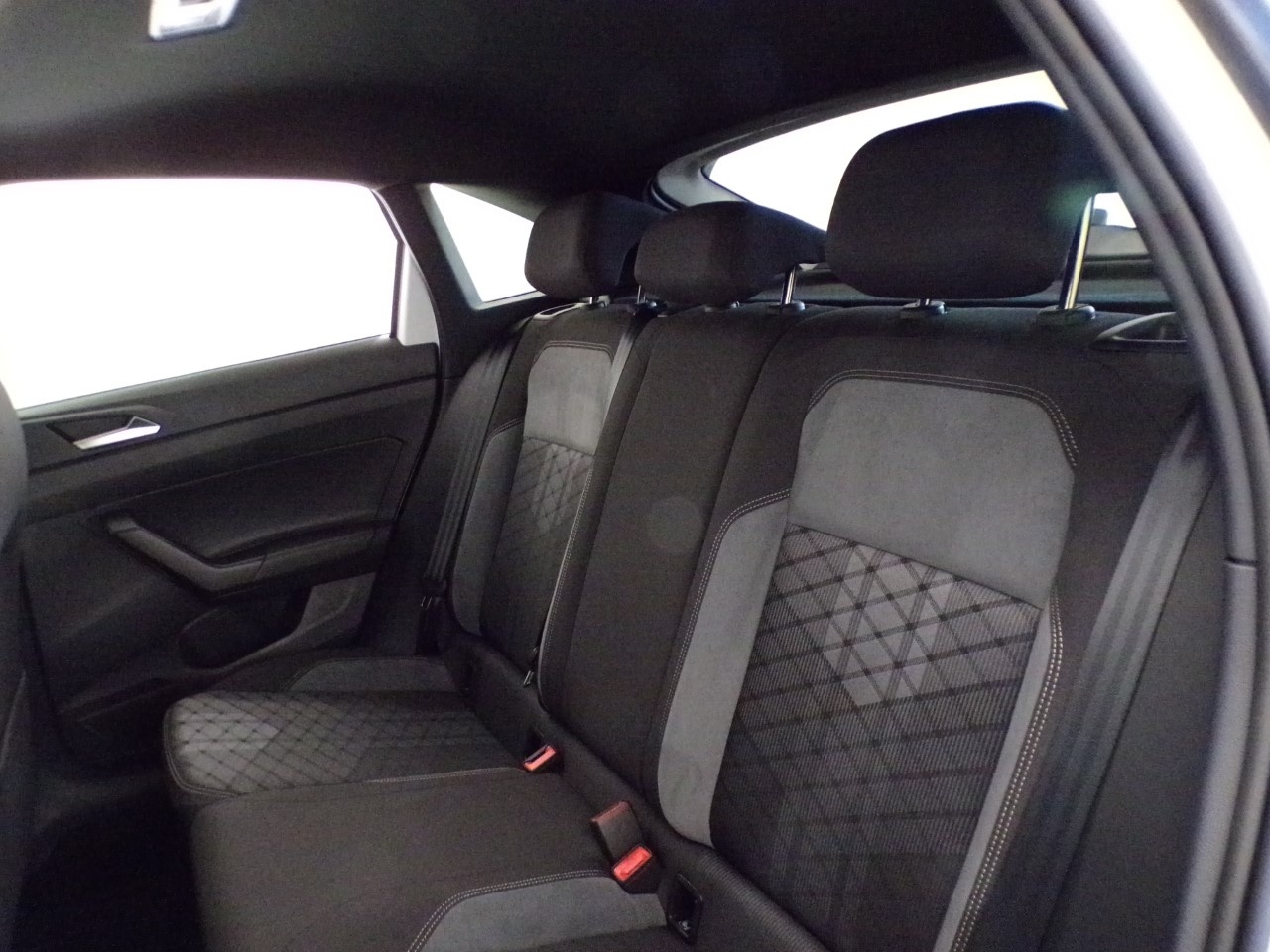 Volkswagen Taigo Taigo 1.0 tsi R-Line 110cv - 14