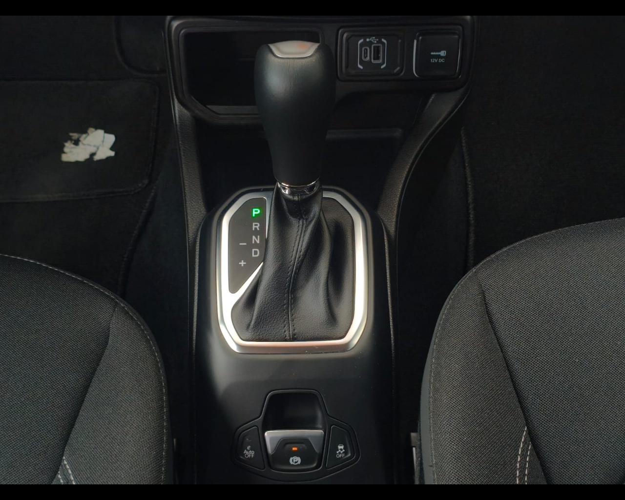 Foto JEEP Renegade 1.5 turbo t4 mhev Altitude 2wd dct