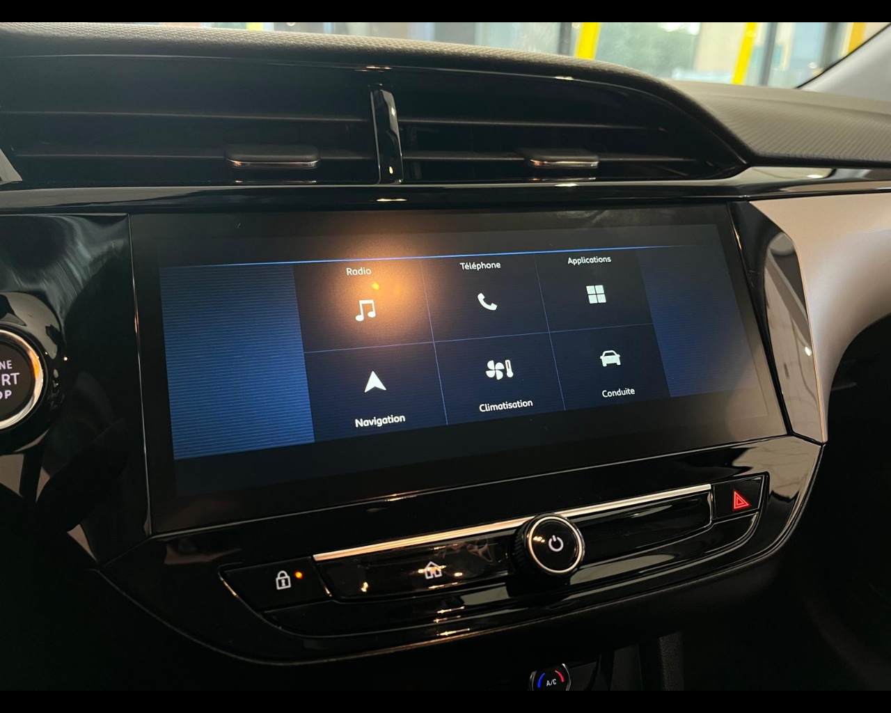 Foto OPEL Corsa full electric Nuova Yes 136cv