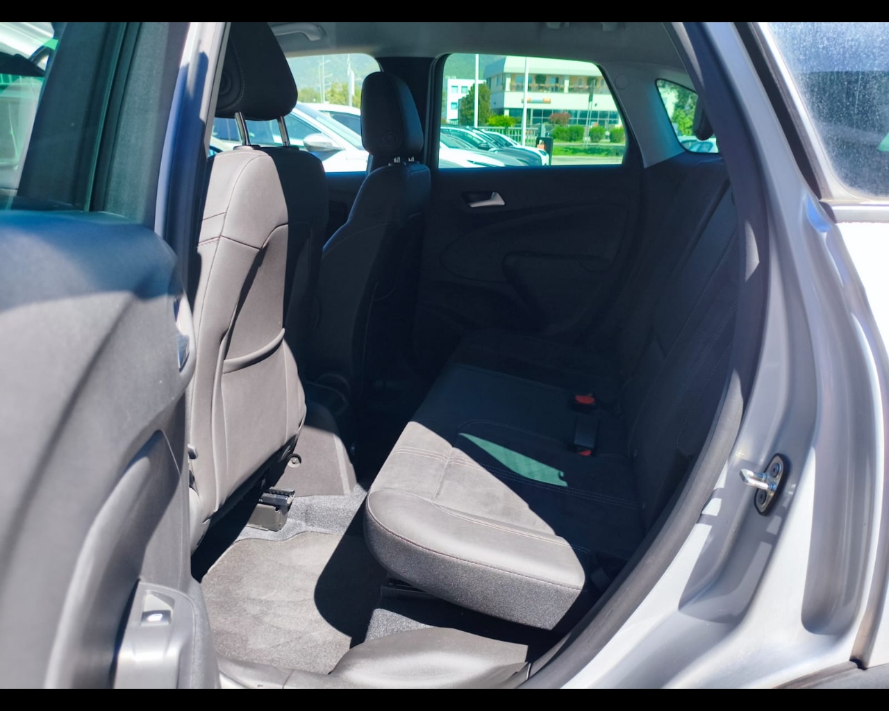 Foto OPEL Crossland 1.2 Elegance + Ultimate pack s&s 130cv at6